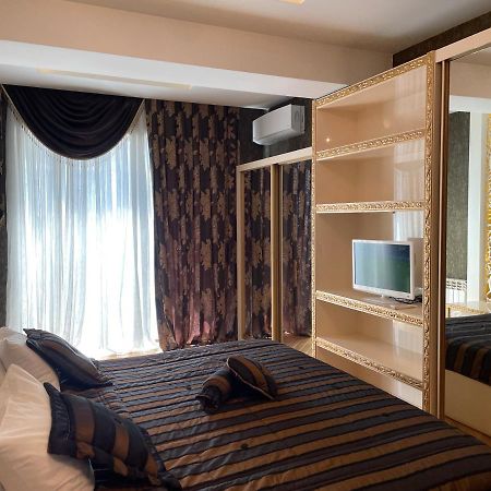Park Azure Louvre Apartment Baku Exterior photo