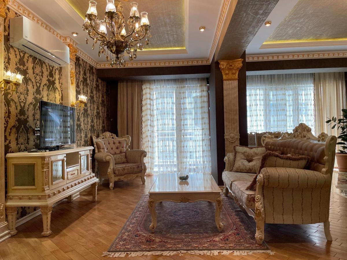 Park Azure Louvre Apartment Baku Exterior photo
