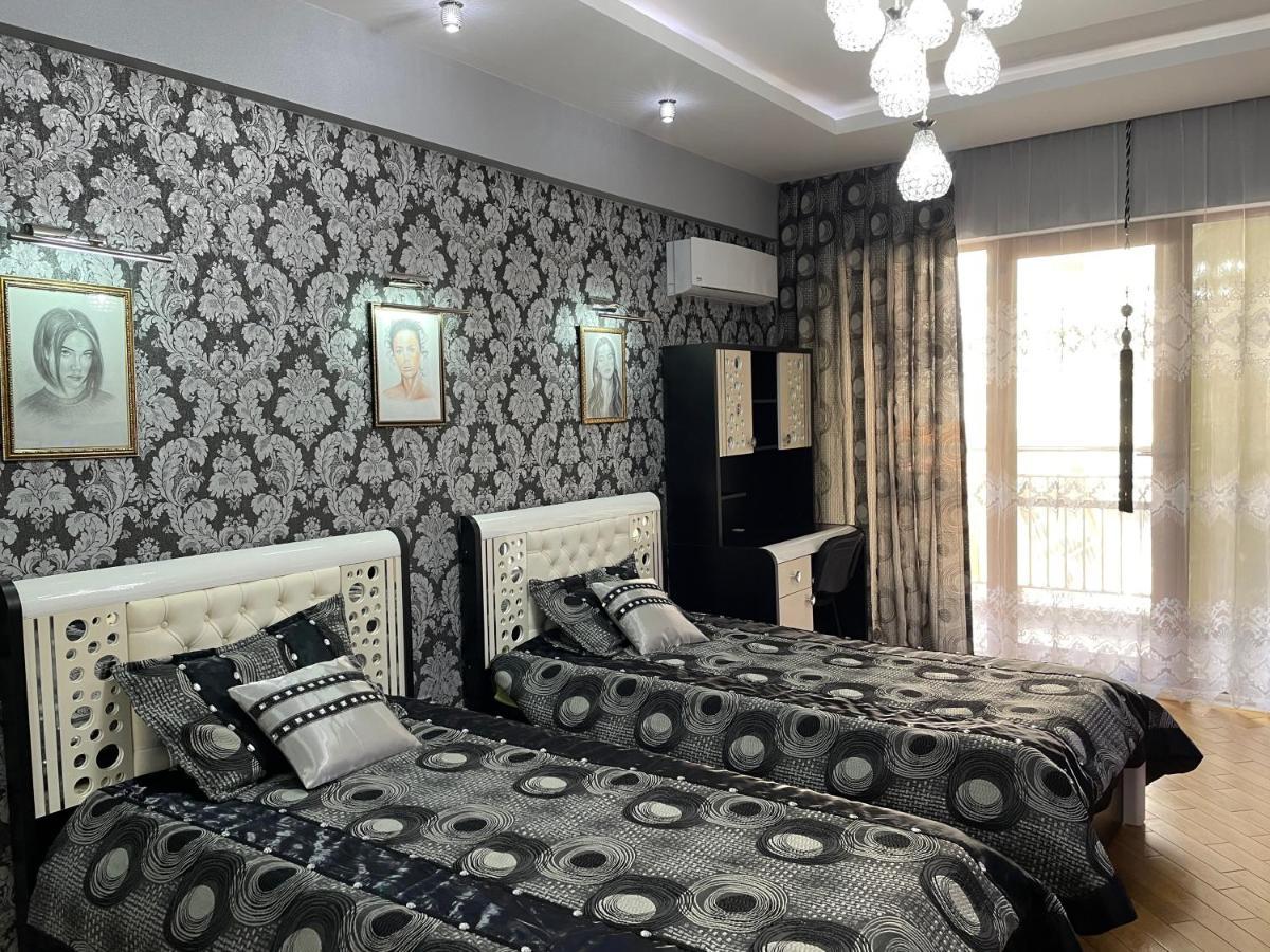 Park Azure Louvre Apartment Baku Exterior photo
