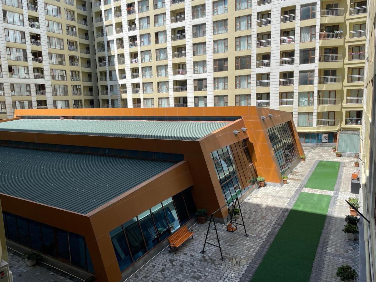 Park Azure Louvre Apartment Baku Exterior photo