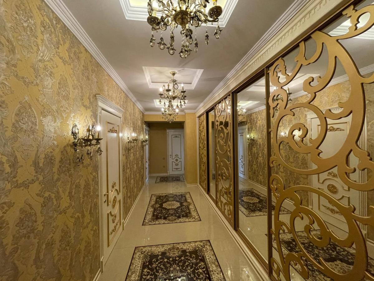 Park Azure Louvre Apartment Baku Exterior photo