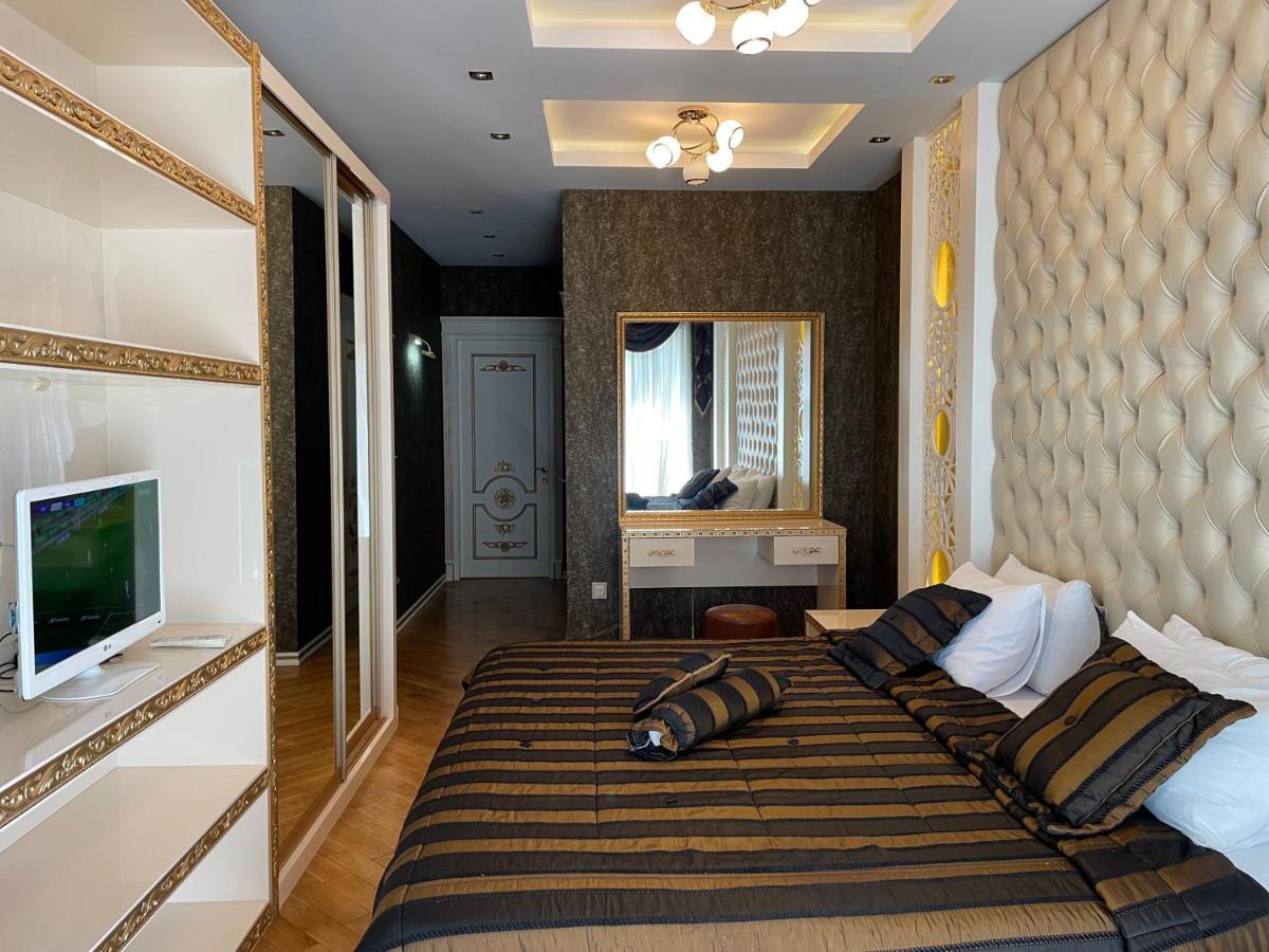 Park Azure Louvre Apartment Baku Exterior photo
